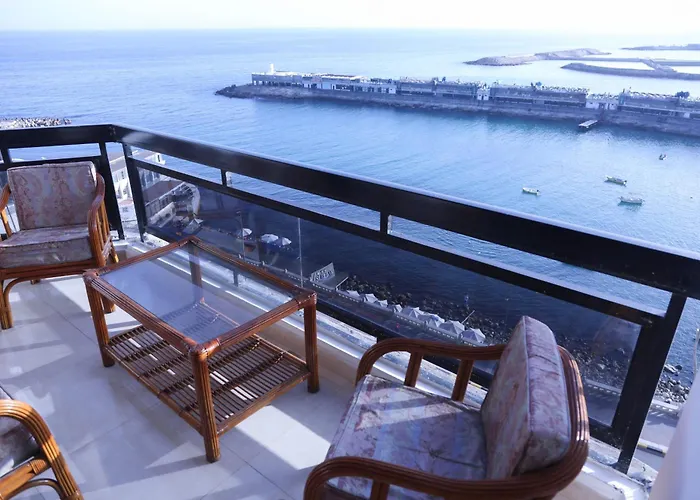 Gleem Bay Ultra Lux Apartment
